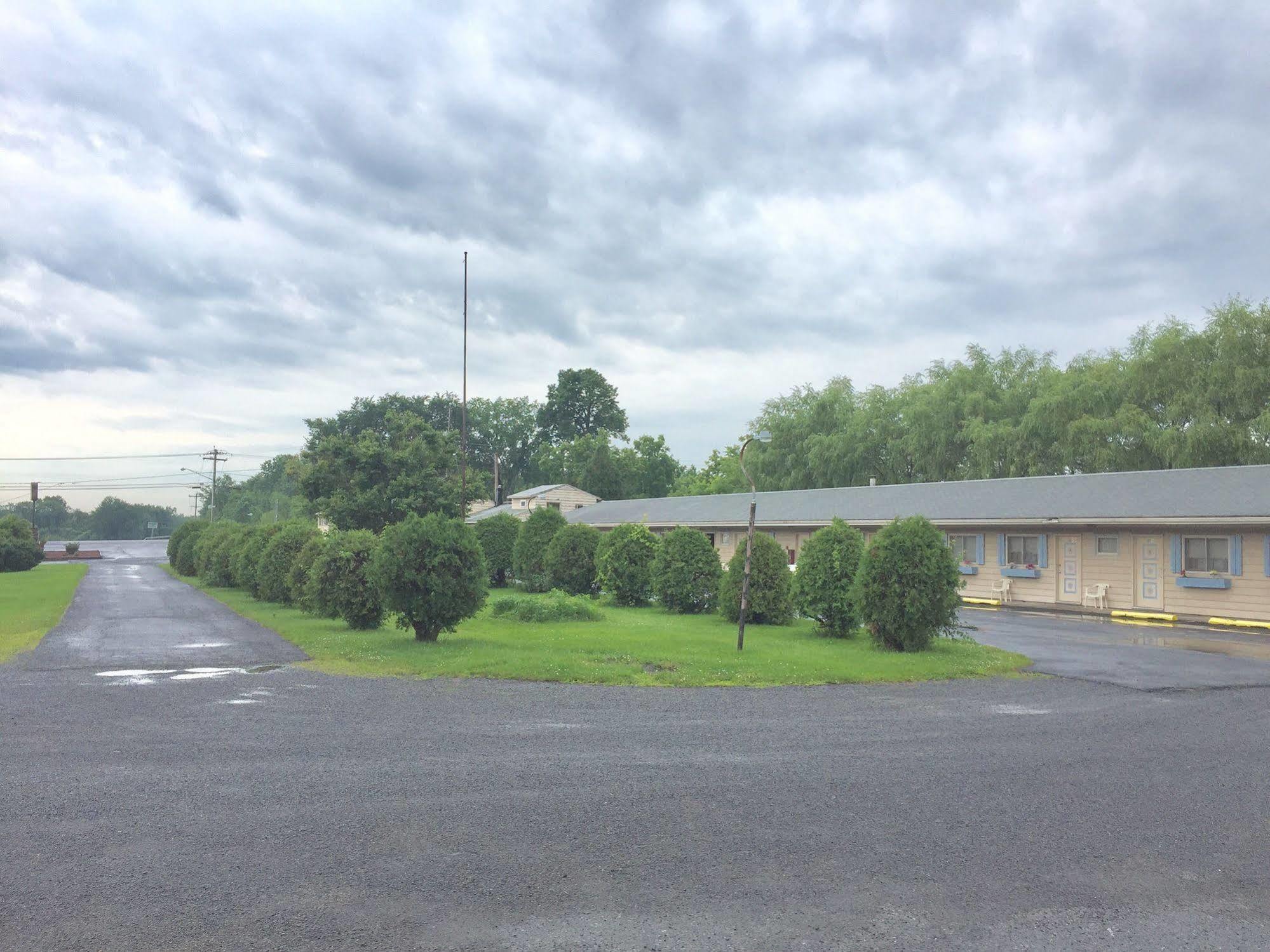Travel Inn Westmoreland Ngoại thất bức ảnh